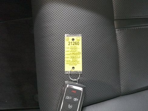 New 2025 Jeep Wagoneer L Series II w/ Convenience Group I image 38