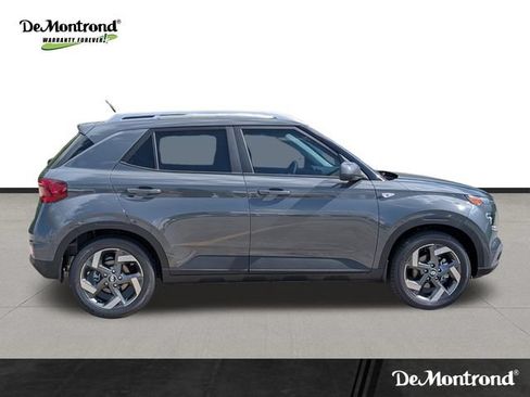 New 2026 Hyundai Venue SEL FWD image 4