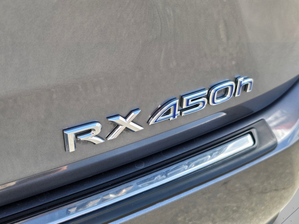 Used 2019 Lexus RX 450h AWD w/ Luxury Package image 32