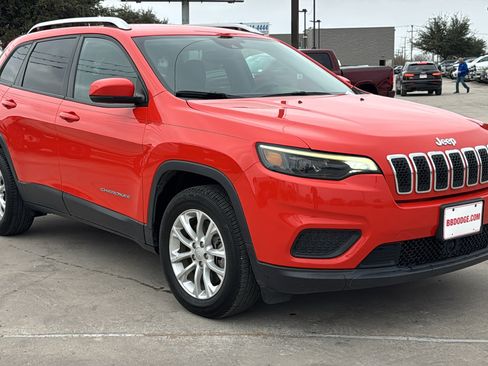 Certified 2021 Jeep Cherokee Latitude image 3