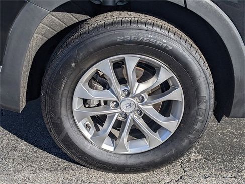 Used 2020 Hyundai Santa Fe SEL image 8