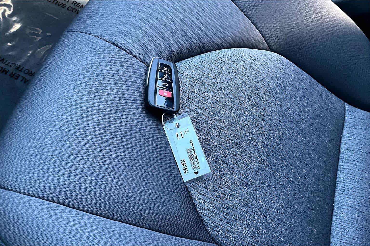 Used 2023 Toyota Camry LE FWD image 14