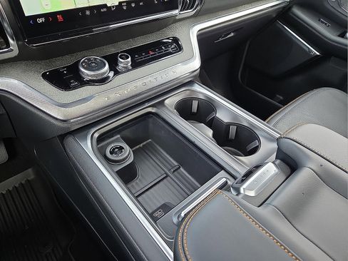 New 2026 Ford Expedition Tremor image 25