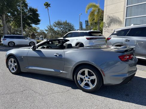 Used 2020 Chevrolet Camaro LT image 3