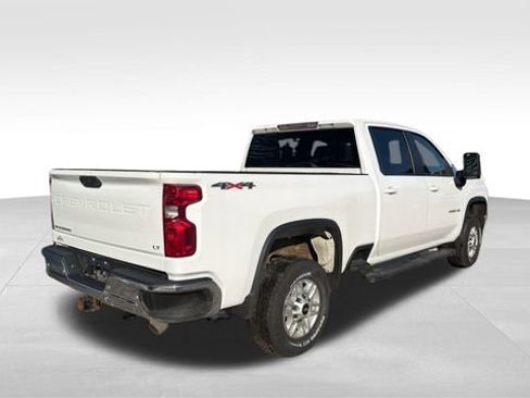 Used 2020 Chevrolet Silverado 2500 LT w/ Fleet Comfort Package AWD/4WD image 3
