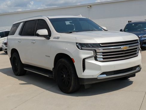 Used 2023 Chevrolet Tahoe High Country AWD/4WD image 3
