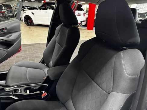 Used 2022 Toyota Corolla LE w/ Carpet Mat Package (TMS) image 34