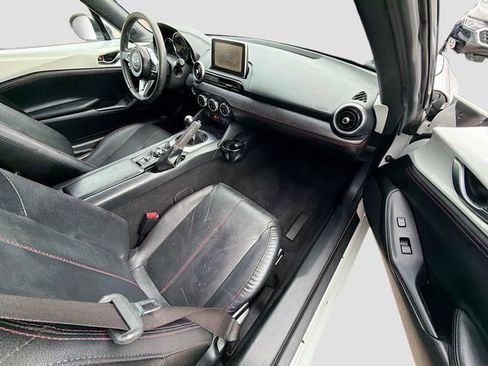 Used 2016 MAZDA MX-5 Miata Grand Touring image 21