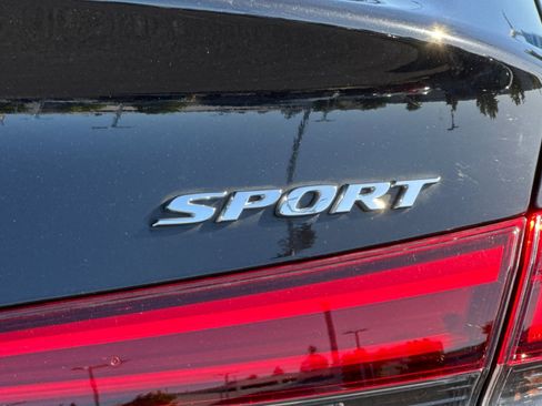 Used 2023 Honda Civic Sport image 30