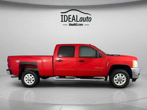 Used 2012 Chevrolet Silverado 2500 LT w/ Interior Plus Package image 4