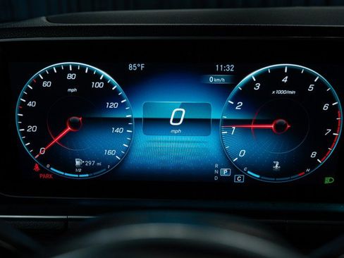 Certified 2022 Mercedes-Benz GLE 350 4MATIC image 28