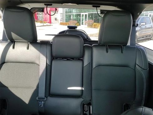 Used 2021 Jeep Wrangler Unlimited Freedom Edition image 20