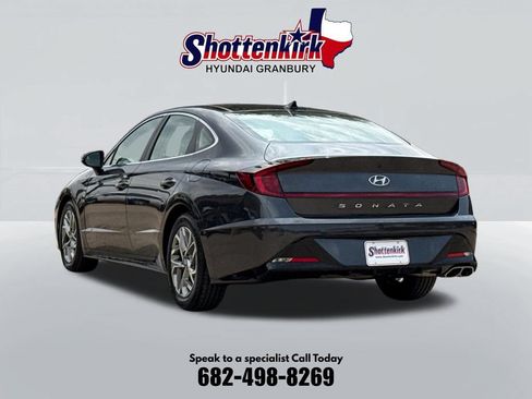 Used 2021 Hyundai Sonata SEL w/ Convenience Package FWD image 8
