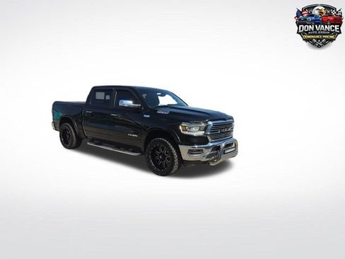 Used 2019 RAM 1500 Laramie AWD/4WD image 7
