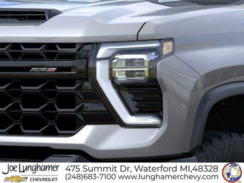 New 2026 Chevrolet Silverado 2500 ZR2 AWD/4WD image 11