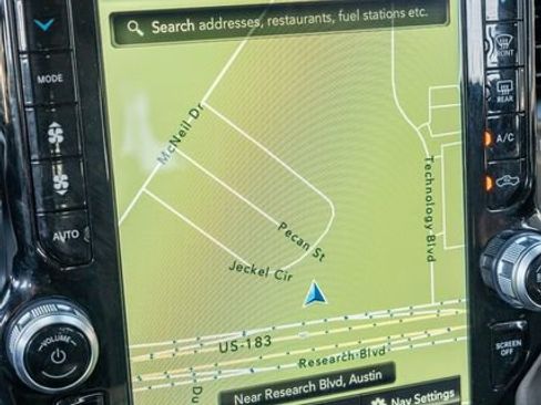 Used 2020 RAM 2500 Laramie w/ Night Edition image 28