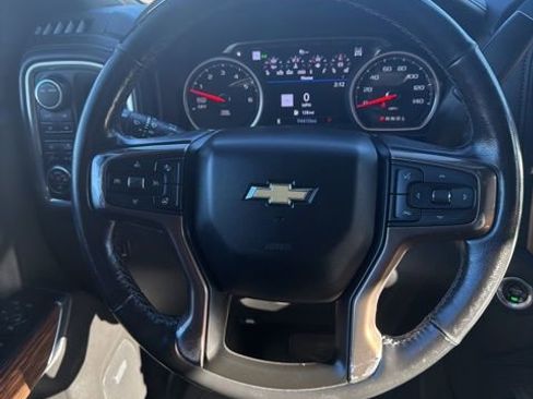 Certified 2020 Chevrolet Silverado 1500 High Country image 24