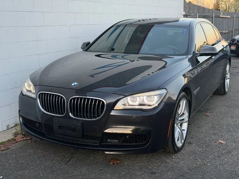 Used 2015 BMW 740Ld xDrive image 2