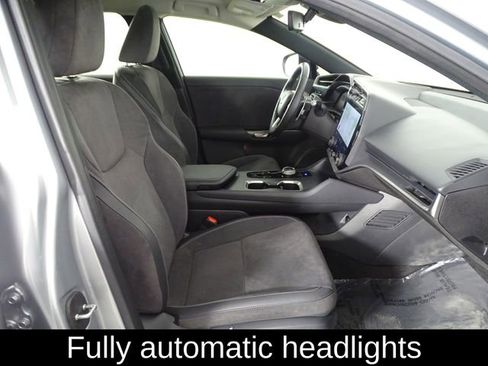 Used 2024 Lexus RZ 450e Premium image 16