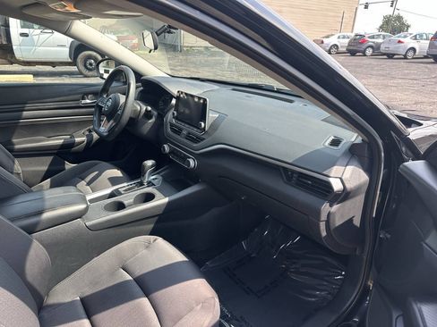 Used 2019 Nissan Altima 2.5 S FWD image 30