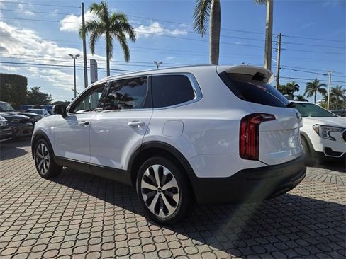 Used 2021 Kia Telluride EX w/ EX Premium Package image 5