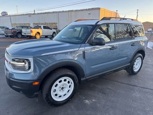 New 2025 Ford Bronco Sport Heritage w/ Convenience Package AWD/4WD image 2