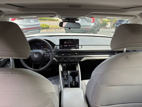 Used 2023 Honda Accord EX image 15