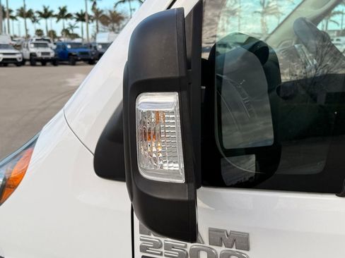 Used 2022 RAM ProMaster 2500 image 24