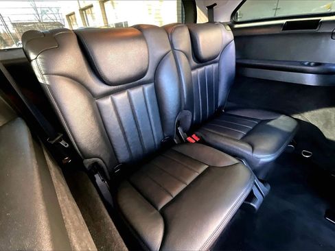 Used 2010 Mercedes-Benz R 350 4MATIC image 33