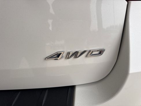 Certified 2023 Ford Explorer Limited w/ Limited Technology Package image 16