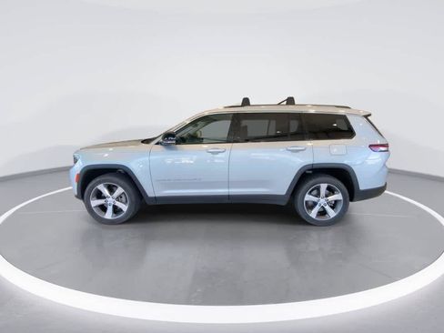 Used 2022 Jeep Grand Cherokee L Limited AWD/4WD image 5