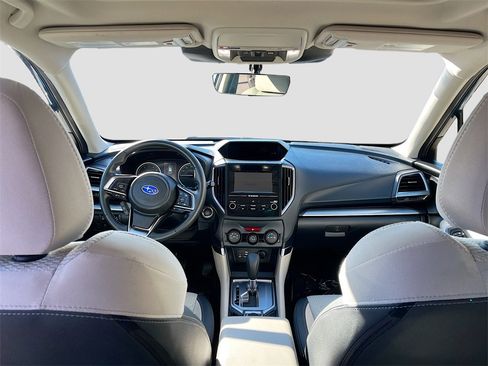 Used 2024 Subaru Forester Premium image 22