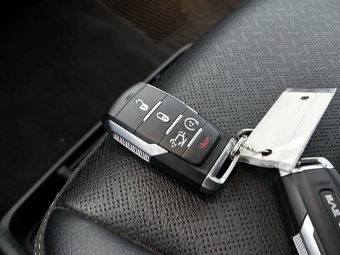 Used 2022 RAM 1500 Laramie image 26