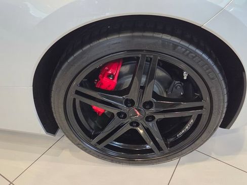 Used 2026 Chevrolet Corvette Stingray Preferred Conv w/ 2LT RWD image 7