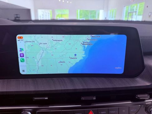 Used 2024 Kia Telluride SX Prestige image 11