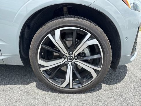 Used 2025 Volvo XC60 B5 Ultra w/ Protection Package Premier AWD/4WD image 11