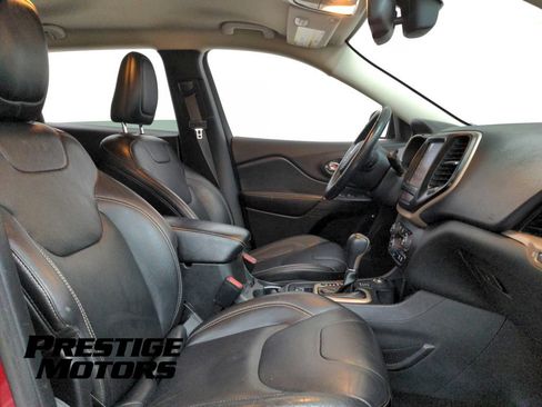 Used 2015 Jeep Cherokee Limited AWD/4WD image 29