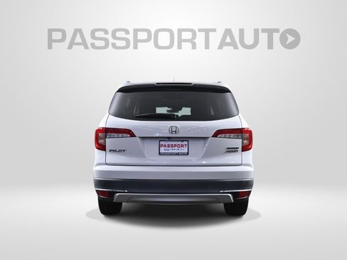 Used 2020 Honda Pilot Touring image 7