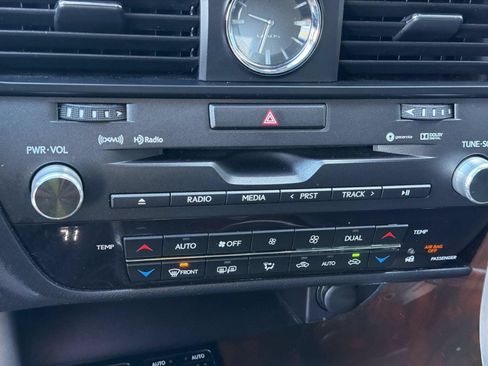 Used 2019 Lexus RX 350 FWD w/ Navigation Package image 16