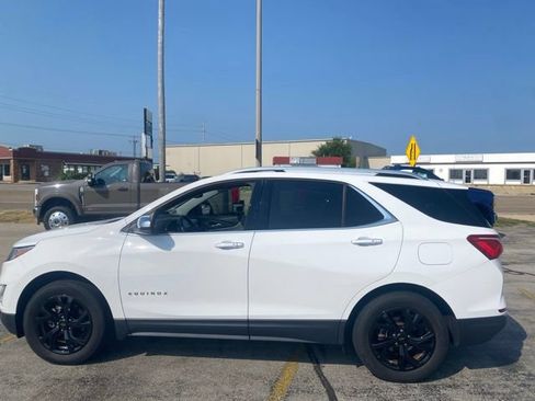 Used 2018 Chevrolet Equinox Premier AWD/4WD image 8