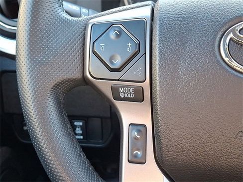 Used 2021 Toyota Tacoma Limited image 25