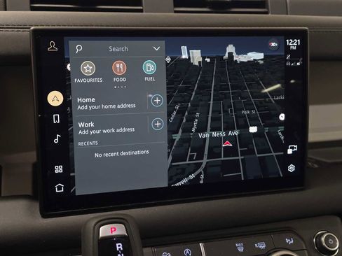 Used 2025 Land Rover Defender 130 S image 31