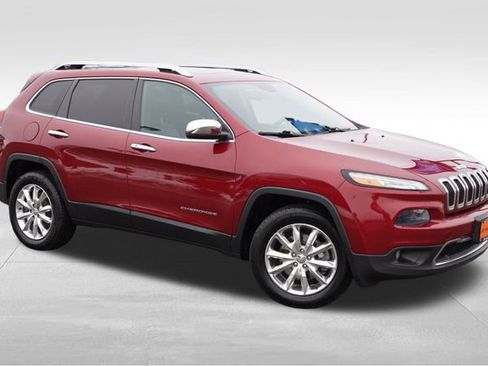 Used 2014 Jeep Cherokee Limited w/ Luxury Group image 2