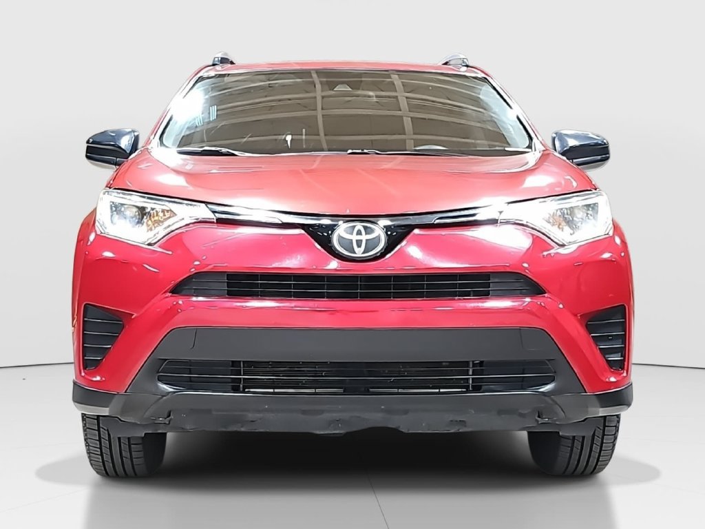 Used 2017 Toyota RAV4 LE w/ Preferred Accessory Package FWD image 2