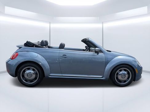 Used 2016 Volkswagen Beetle 1.8T Denim FWD image 2