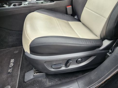 Used 2025 INFINITI QX55 Sensory AWD/4WD image 16