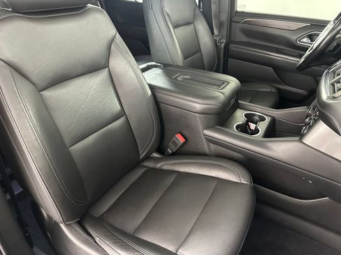 Used 2021 Chevrolet Tahoe LT w/ LT Signature Package AWD/4WD image 36