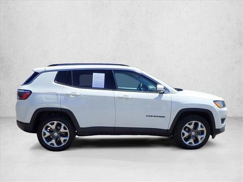 Used 2021 Jeep Compass Limited AWD/4WD image 5