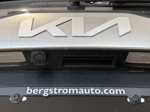 Used 2023 Kia Seltos EX image 11