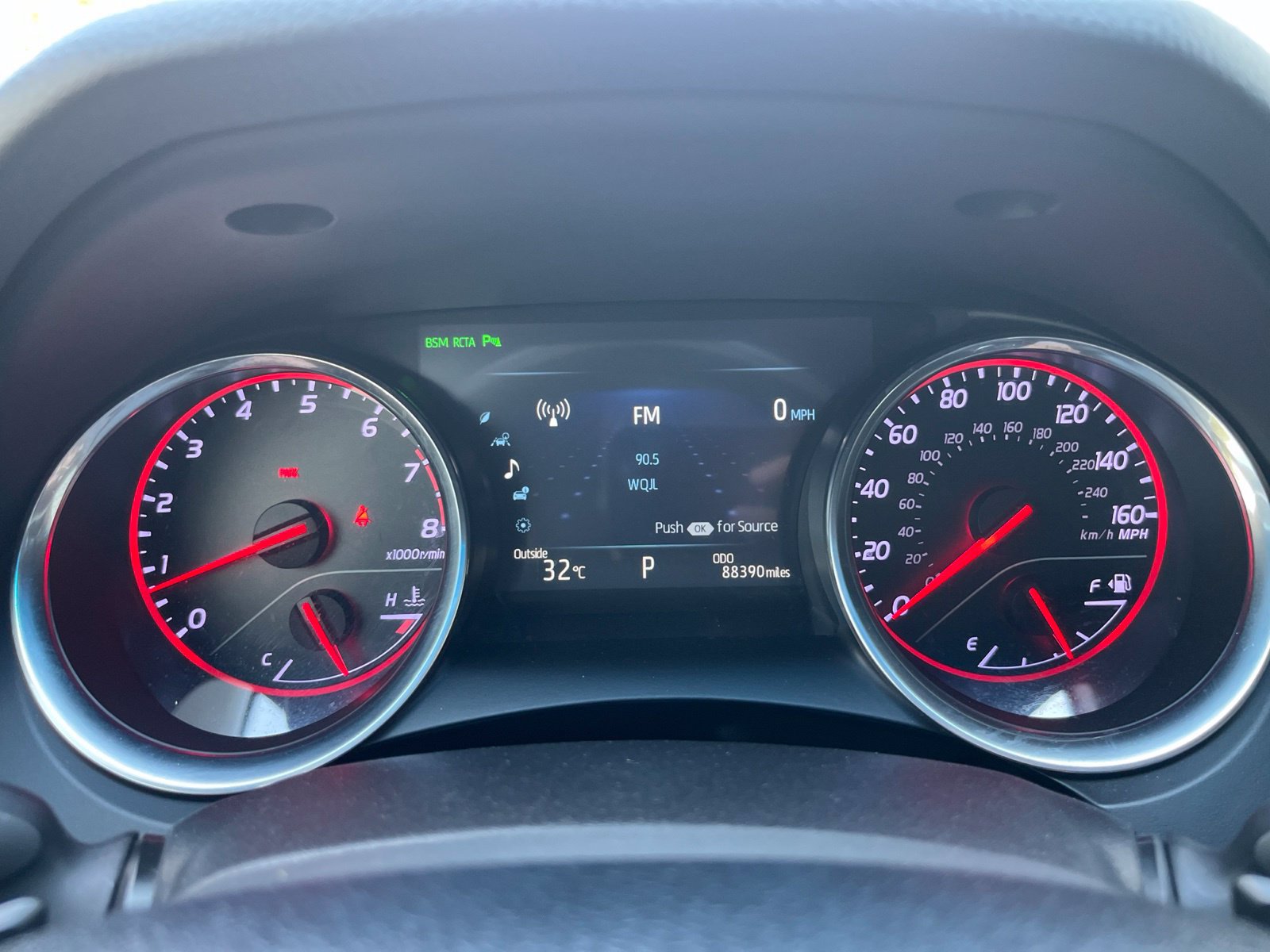 Used 2018 Toyota Camry XSE FWD image 20